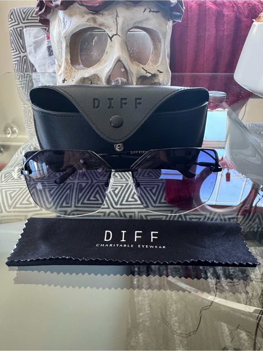 D I F F BREE MATTE BLACK & TWILIGHT GRADIENT SUNGLASSES